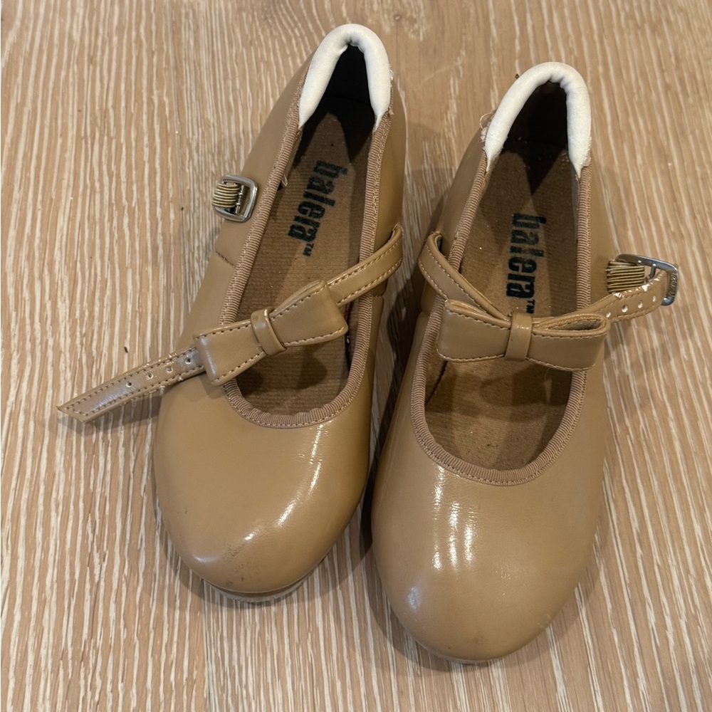 Balera Girls Tab Shoes size 12.5